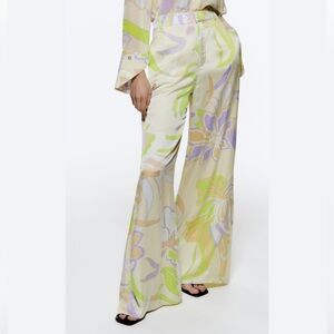 Zara Floral palazzo trousers - Cream, Green, Purple; size M; new